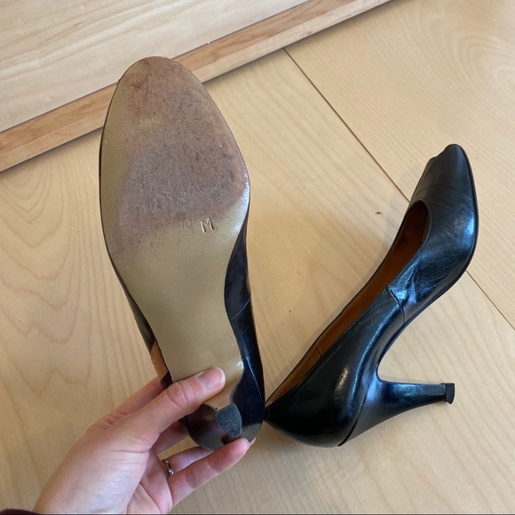 Black Vintage Rolina Ferragamo heals. - Picture 6 of 16